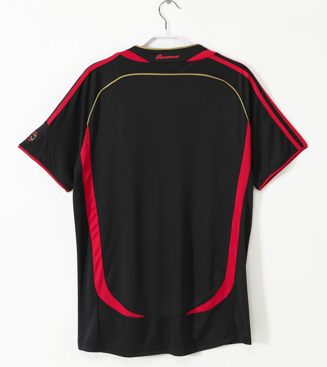 AC Milan 2004/05 Domicile – L'Art du Maillot