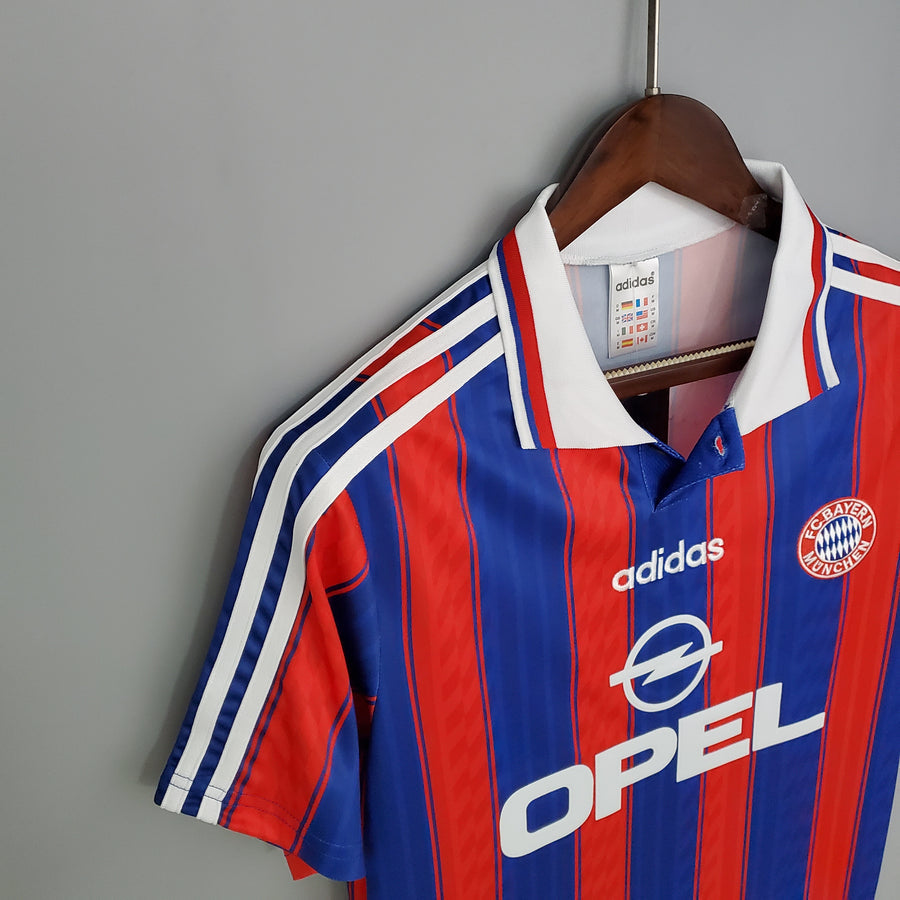 95-97s adidas Bayern München game shirts Away Kit Vintage Bayern Munich Jersey Bayern Munich 95⁄97 \u2022 Away