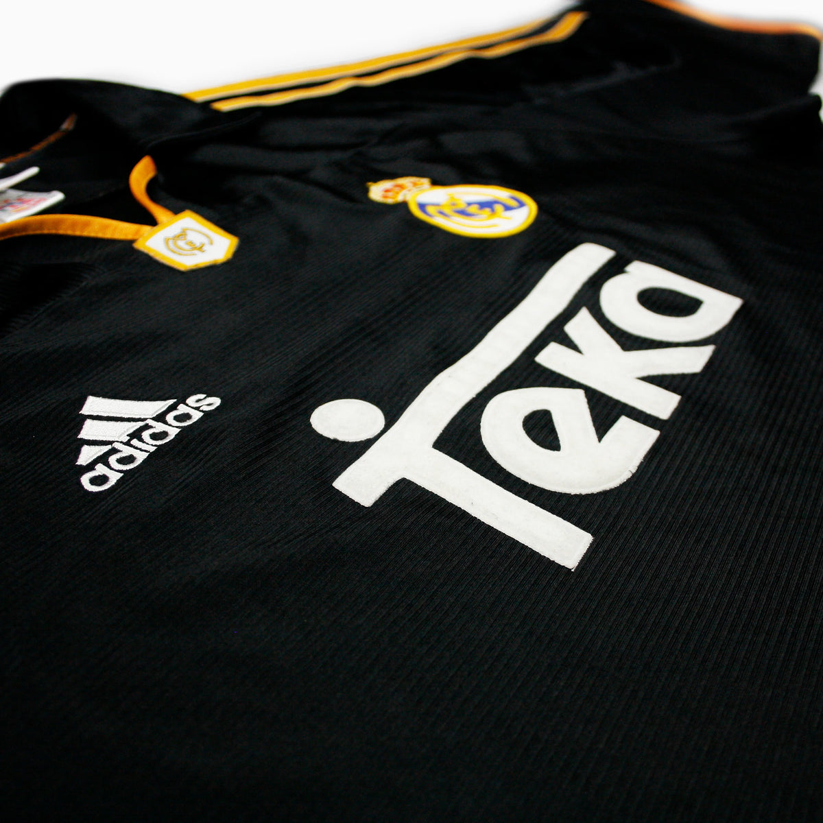 Real Madrid  シャツ 黒色 Real Madrid CF Away Shirt - 1999-2001 – Retro Football Shirts